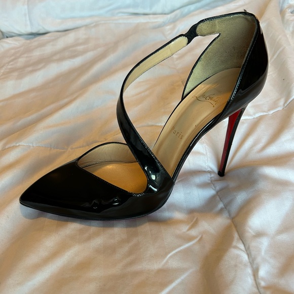 Louis Vuitton Patent Leather Stilettos s40.5 - Picture 3 of 7